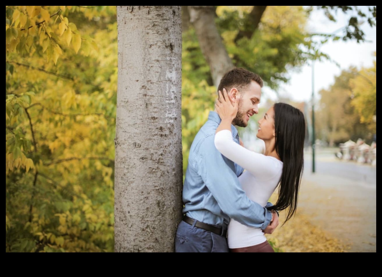 الرومانسية الواعية: بناء الحب الدائم مع الحضور