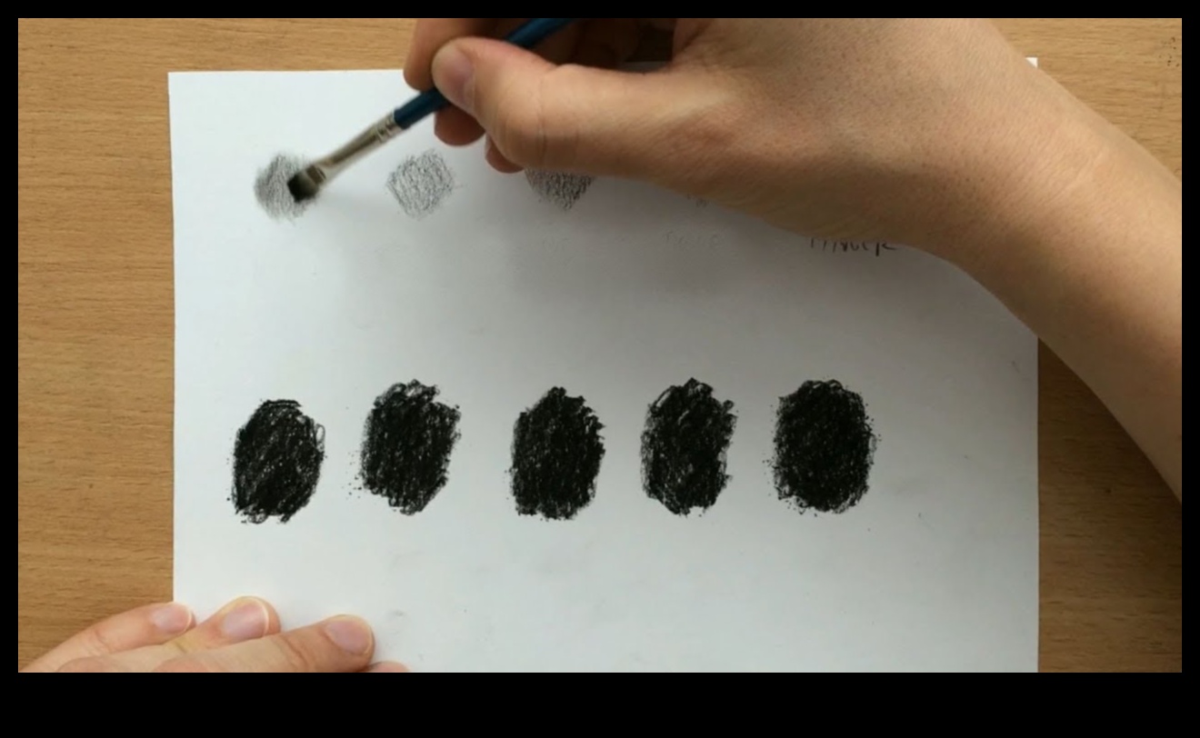 فن التلطخ: التليين والمزج في الفحم