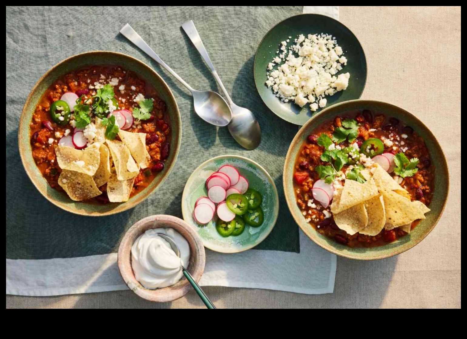 وجبات العشاء السريعة التي تستغرق 30 دقيقة ليست سوى لطيفة 5 العشاء السريع: انتصارات الطهي في دقائق أو أقل